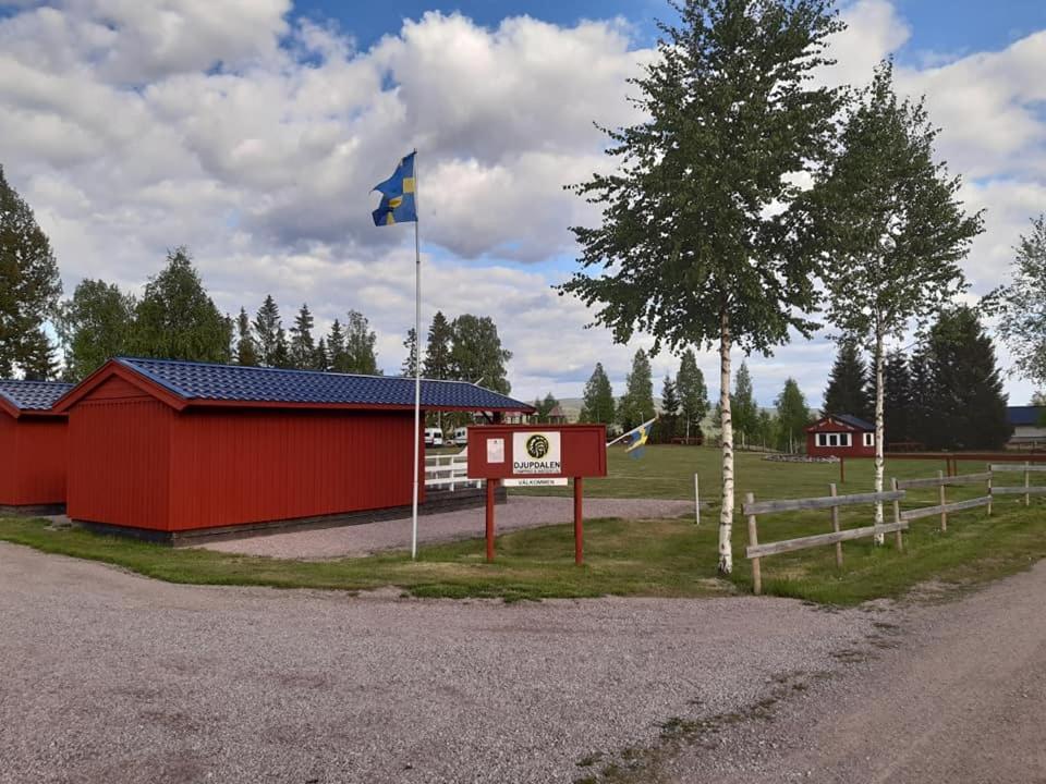 Отель Camping Djupdalen Eksharad Экстерьер фото